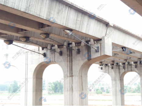 Anti-drop beam device for No. 1 Haidong Avenue Bridge in Qinghai Province